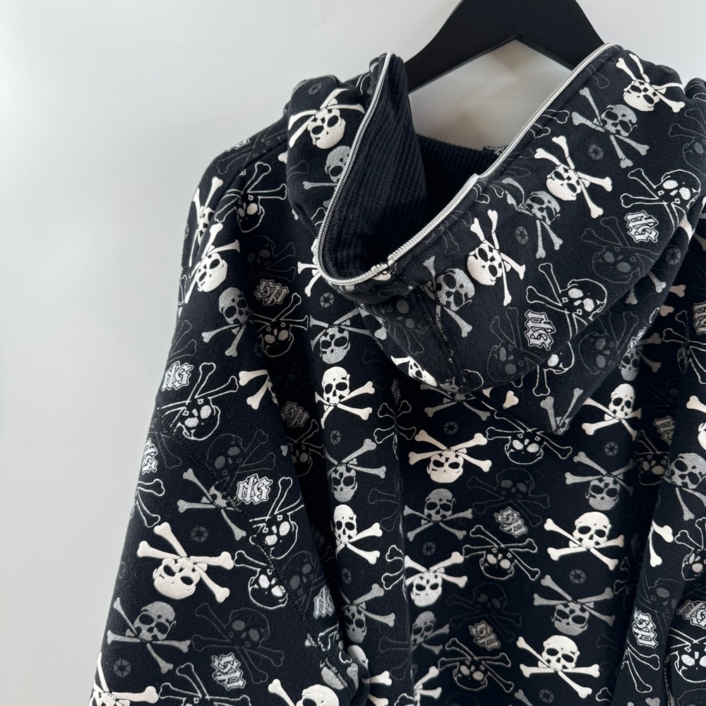 Vintage Southpole Skull & Crossbones Hoodie – Men’s XXL Y2K Rare - Picture 7 of 11